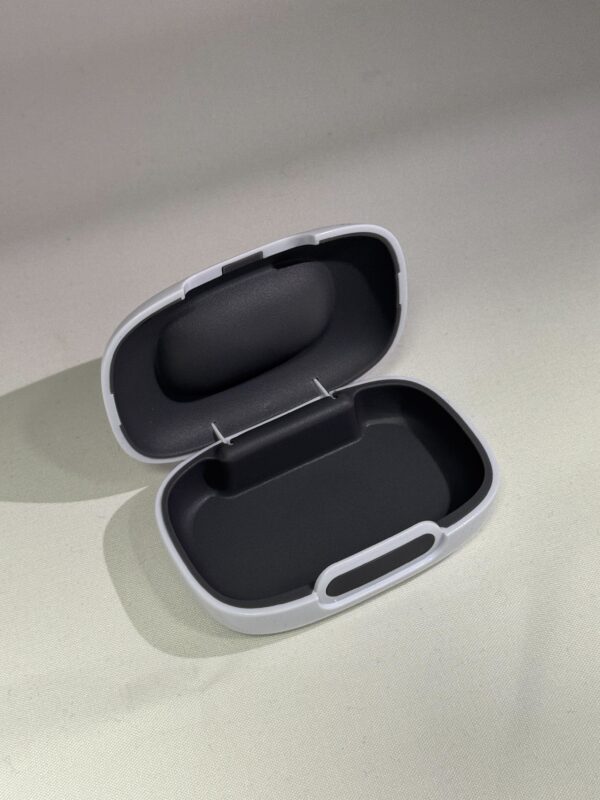 Phonak Hearing Aid Case - Image 5